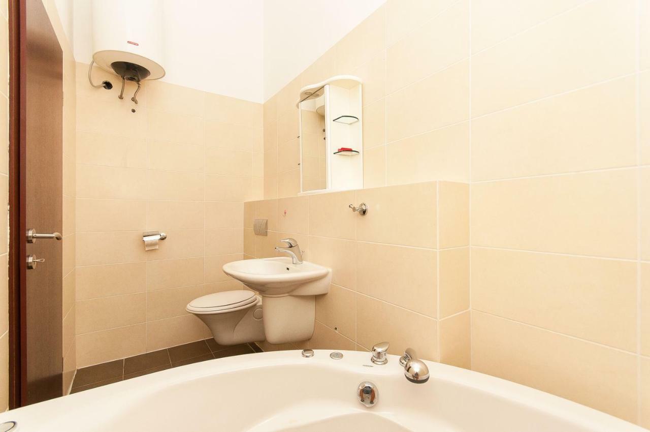 Modern New Flat Next To River Cetina Omis Exterior photo