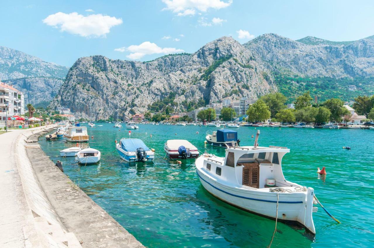 Modern New Flat Next To River Cetina Omis Exterior photo